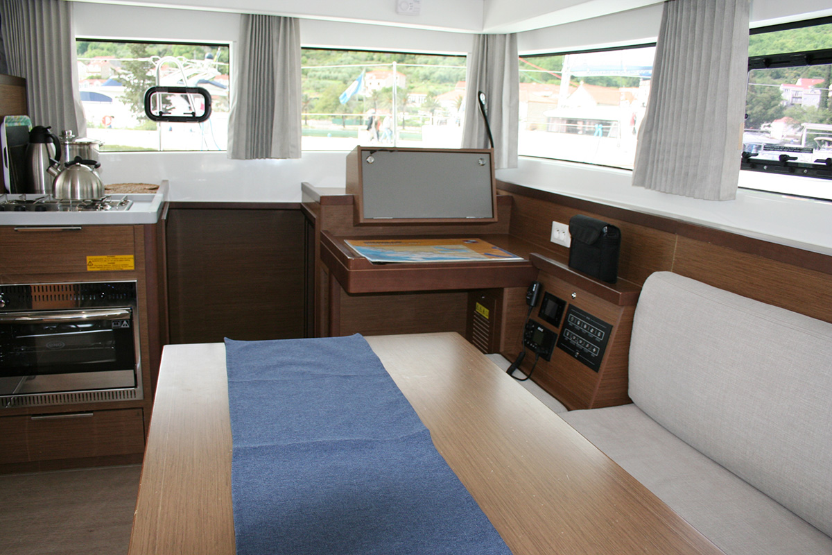Photo #14 - Lagoon 40 - 4 + 2 cab (Wera of Sweden) in Dubrovnik - 29864