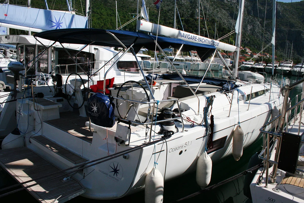 Oceanis 51.1 - 5 + 1 cab. (Amallo)  - 0