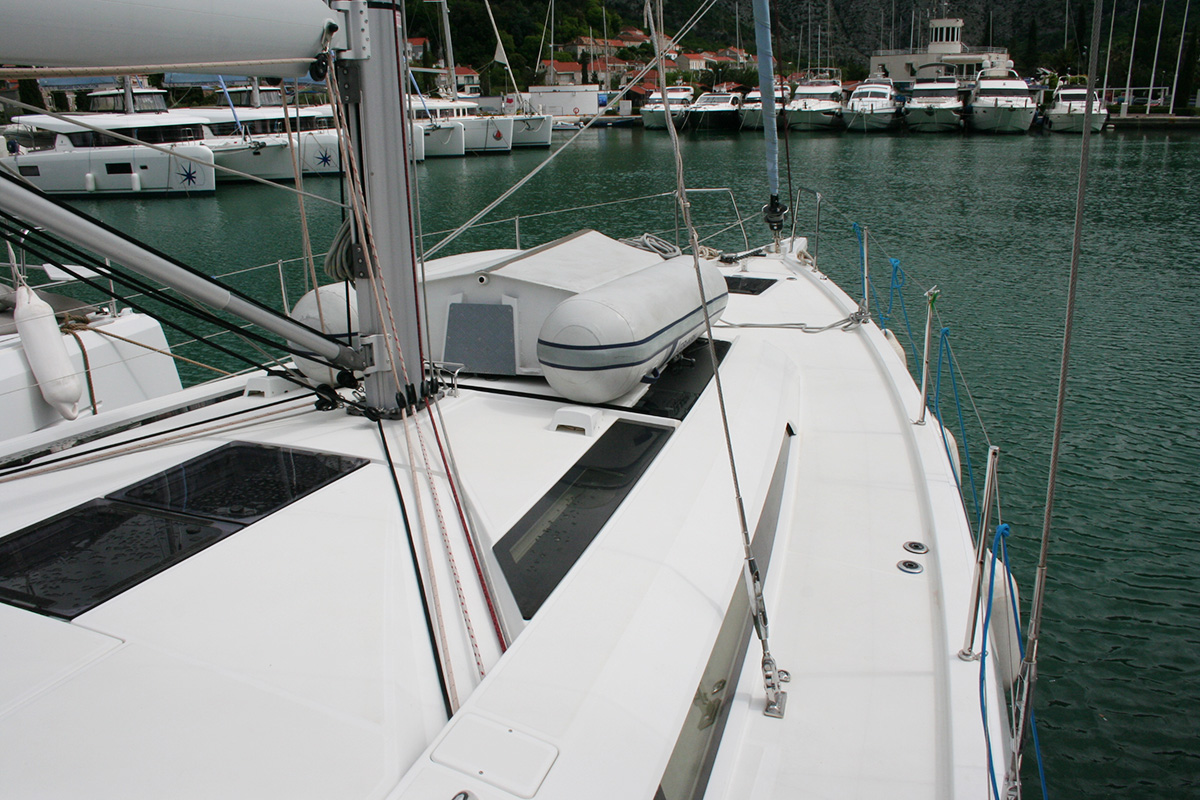 Photo #7 - Oceanis 51.1 - 5 + 1 cab. (Amallo) in Dubrovnik - 29871