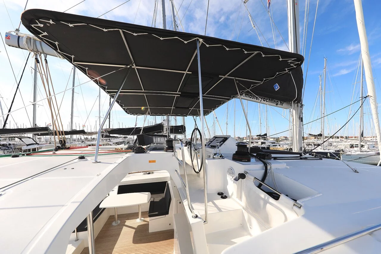 Lagoon 450 F - 4 + 2 cab. (Oliver)  - 2