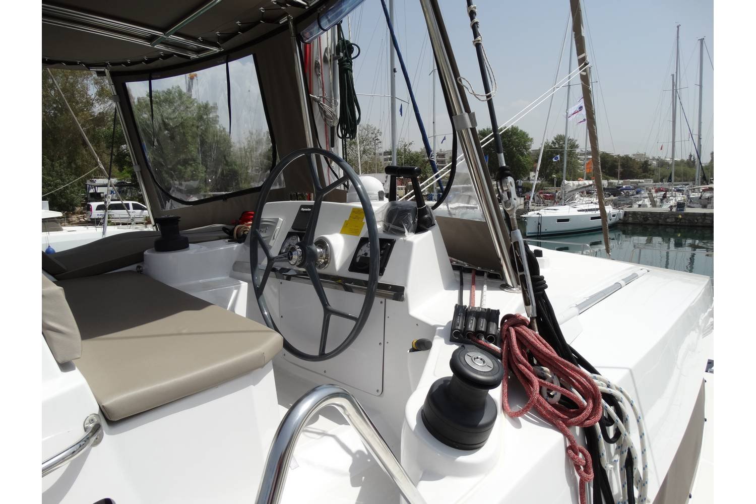 Photo #4 - Bali 4.1 - 4 cab. (Kos 41.14) en Atenas - 29886