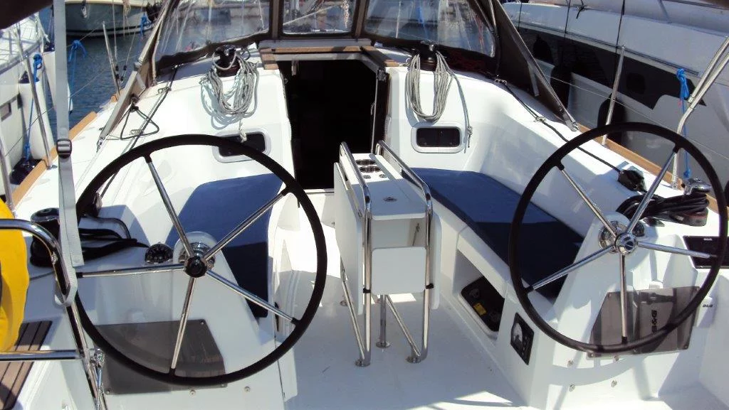 Sun Odyssey 349 (Gemma)  - 3