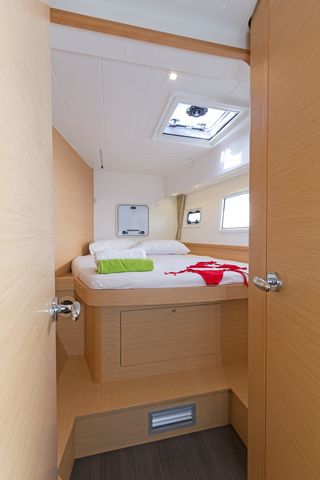 Photo #13 - Lagoon 42 - 4 + 2 cab. (Wind Whisper) in Paros - 29938