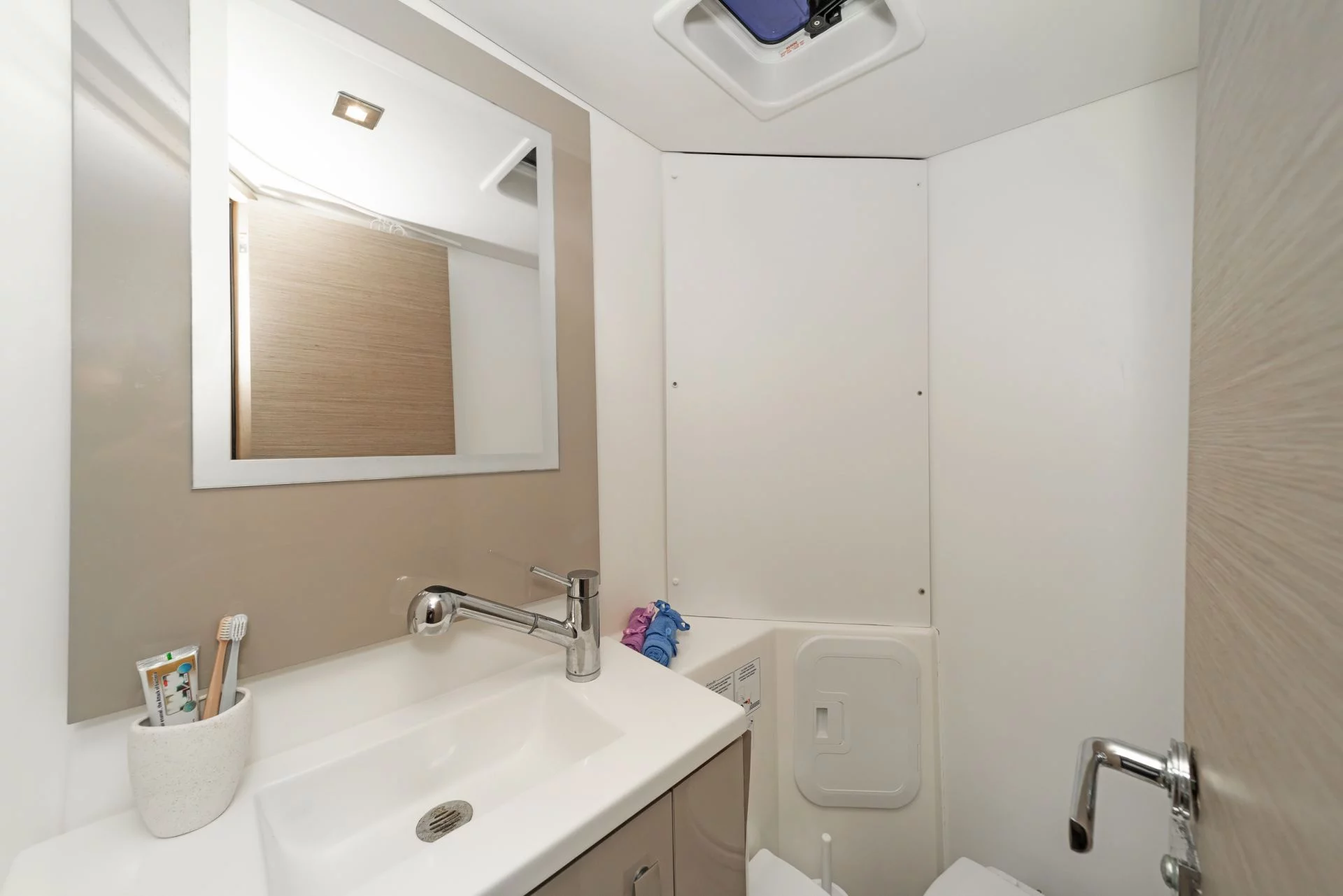 Fountaine Pajot Lucia 40 - 4 cab. (E.S. II)  - 19