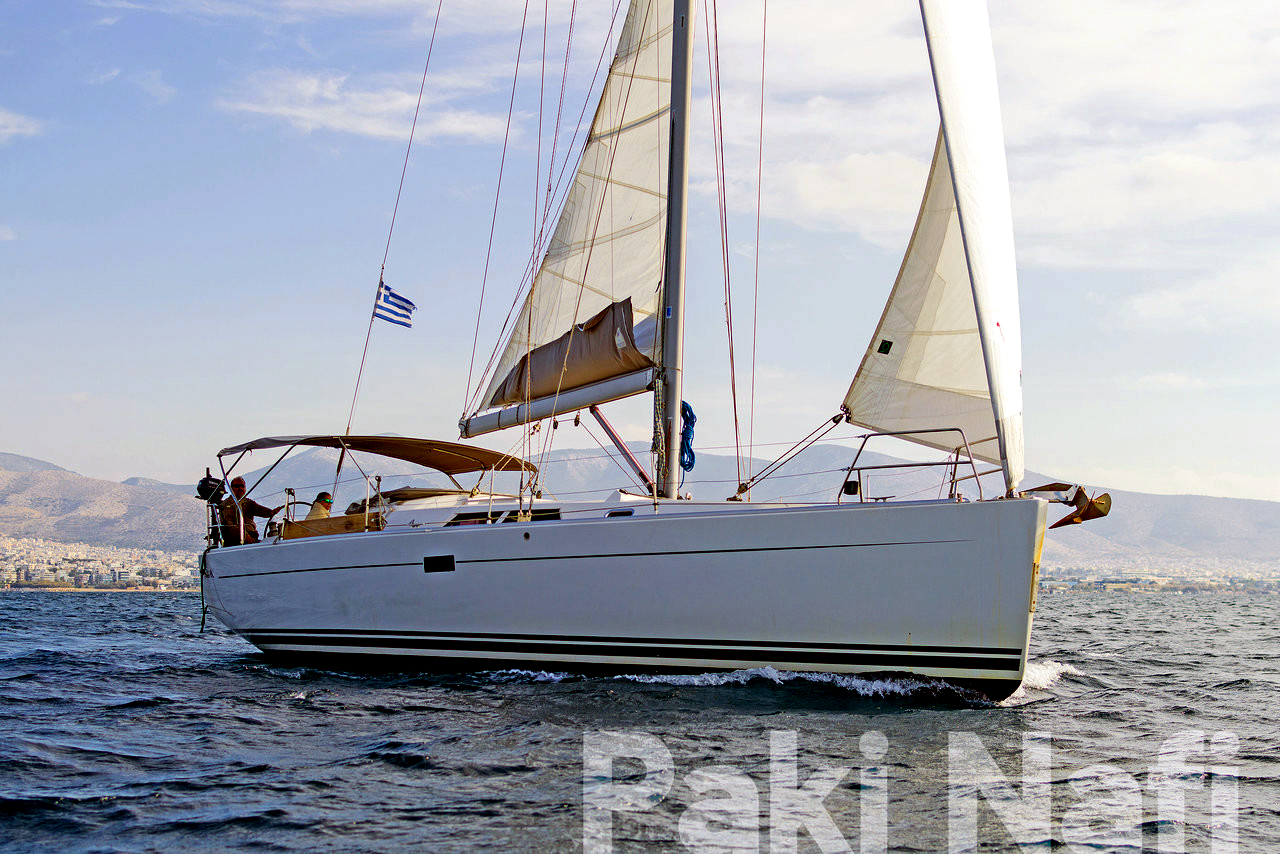 Photo #1 - Hanse 430 - 4 cab. (Leonessa) en Athènes - 29996