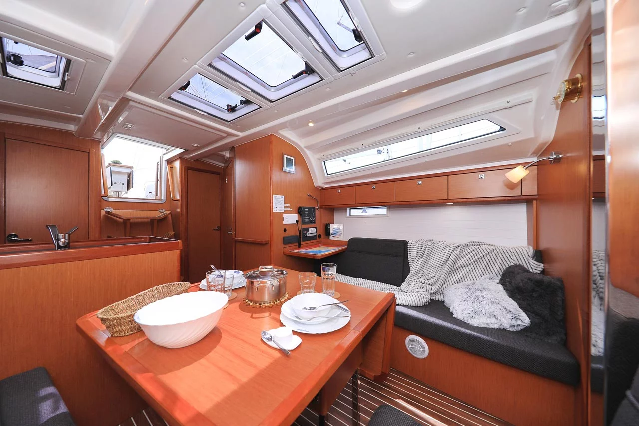 Bavaria Cruiser 37 - 3 cab. (Westa)  - 13