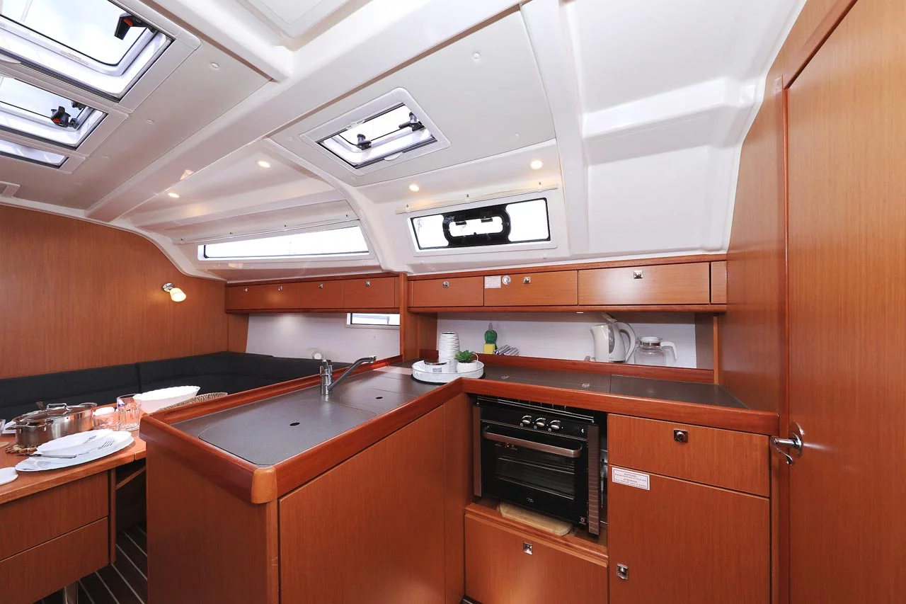 Bavaria Cruiser 37 - 3 cab. (Westa)  - 16