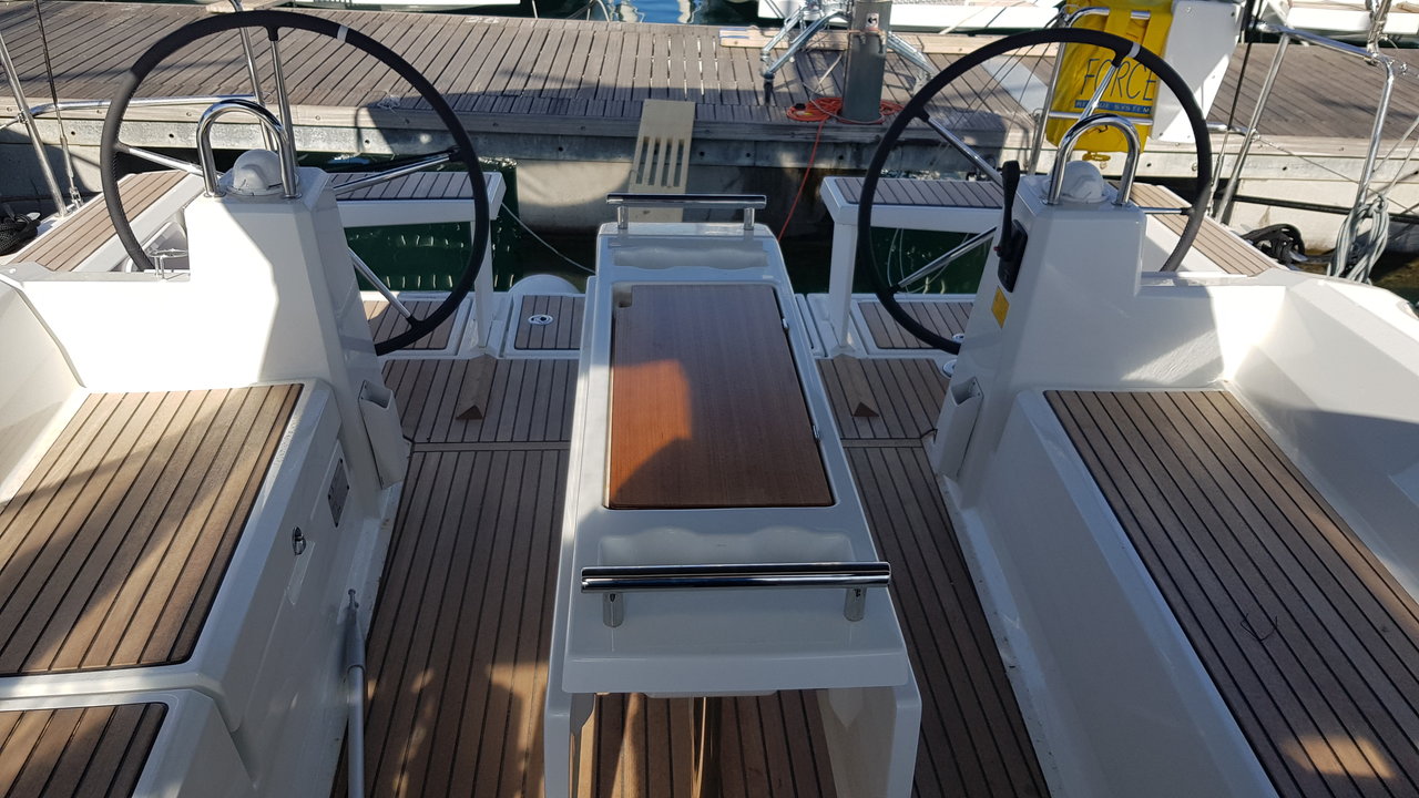 Photo #3 - Oceanis 38.1 (Aga) en Biograd - 30018