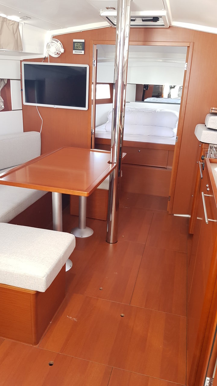 Photo #13 - Oceanis 38.1 (Aga) en Biograd - 30018