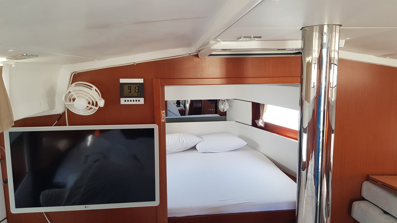 Photo #17 - Oceanis 38.1 (Aga) en Biograd - 30018