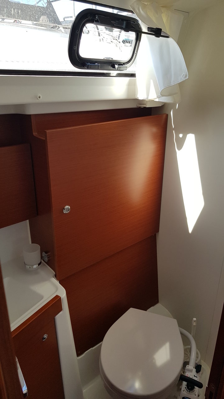 Photo #22 - Oceanis 38.1 (Aga) en Biograd - 30018