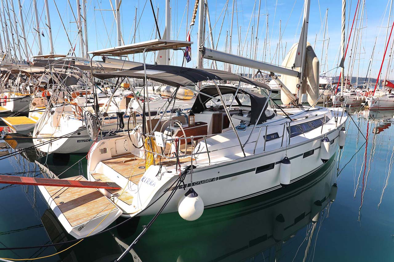 Photo #3 - Bavaria Cruiser 41 - 3 cab. (Kirka) in Biograd - 30022