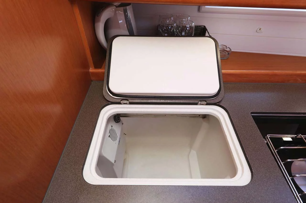 Bavaria Cruiser 41 - 3 cab. (Kirka)  - 15