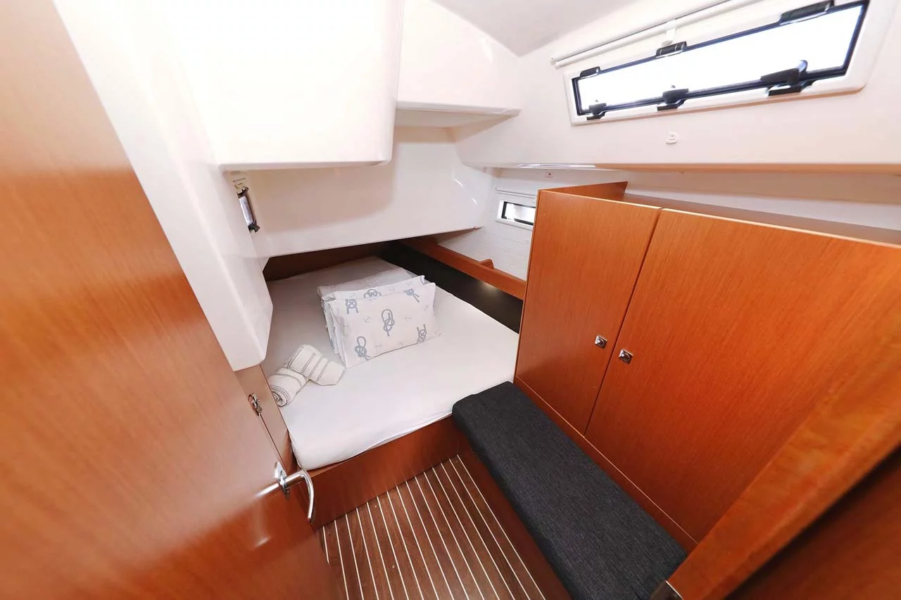Bavaria Cruiser 41 - 3 cab. (Kirka)  - 23