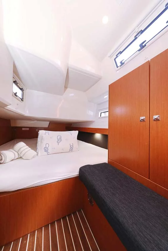 Bavaria Cruiser 41 - 3 cab. (Kirka)  - 24