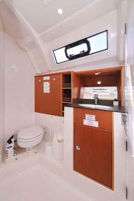 Bavaria Cruiser 41 - 3 cab. (Kirka)  - 25
