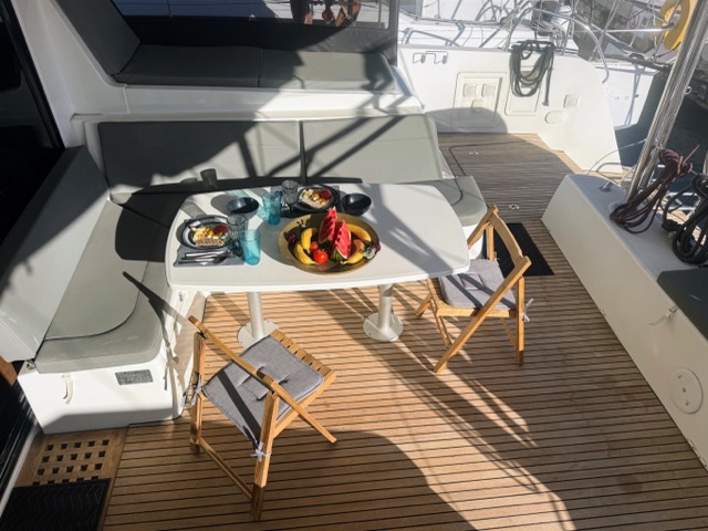 Lagoon 42 - 4 + 2 cab. — photo 8