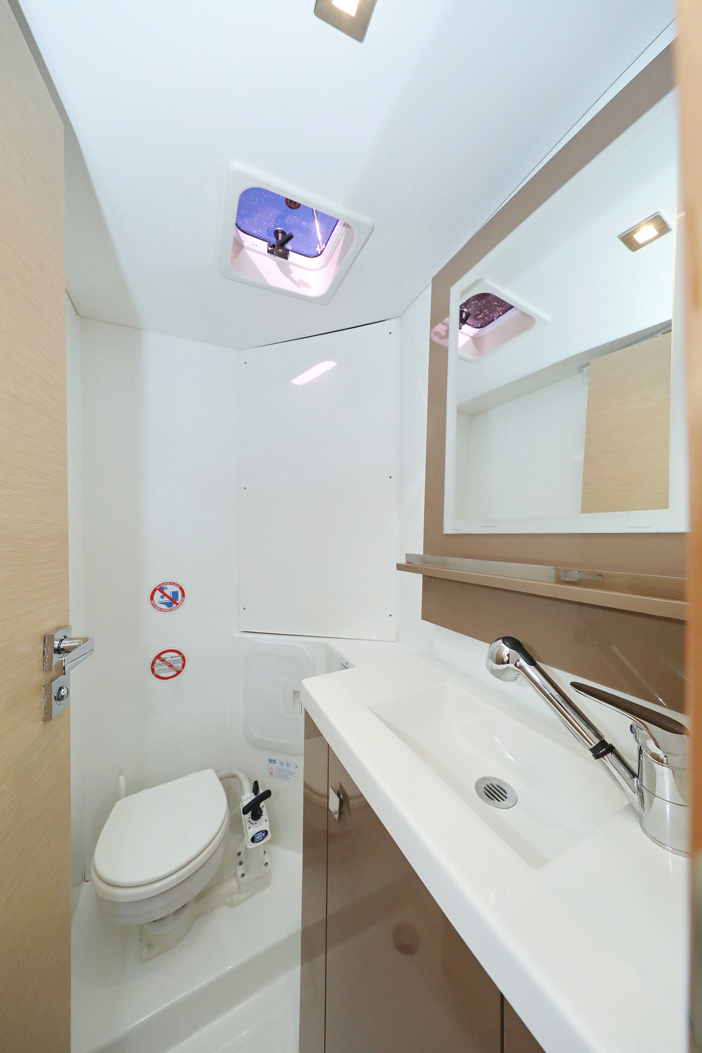 Photo #39 - Fountaine Pajot Lucia 40 - 4 cab. (Why Not) in Trogir - 30047