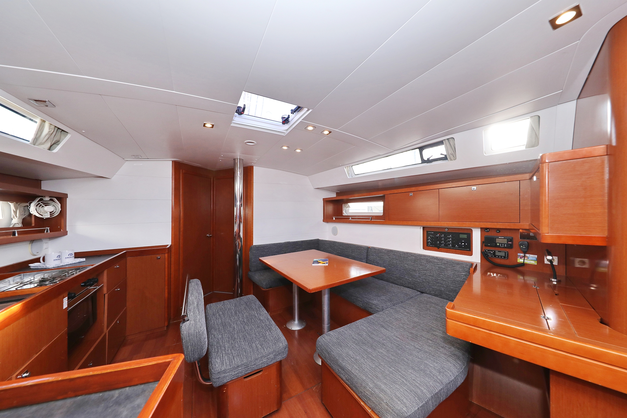 Photo #15 - Oceanis 45 - 4 cab. (Melanie) in Trogir - 30049