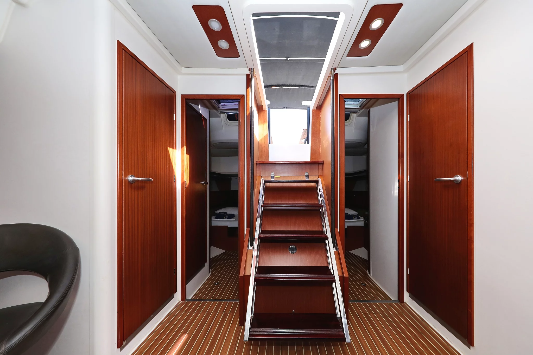 Hanse 575 - 5 + 1 cab. (Star Princess)  - 21