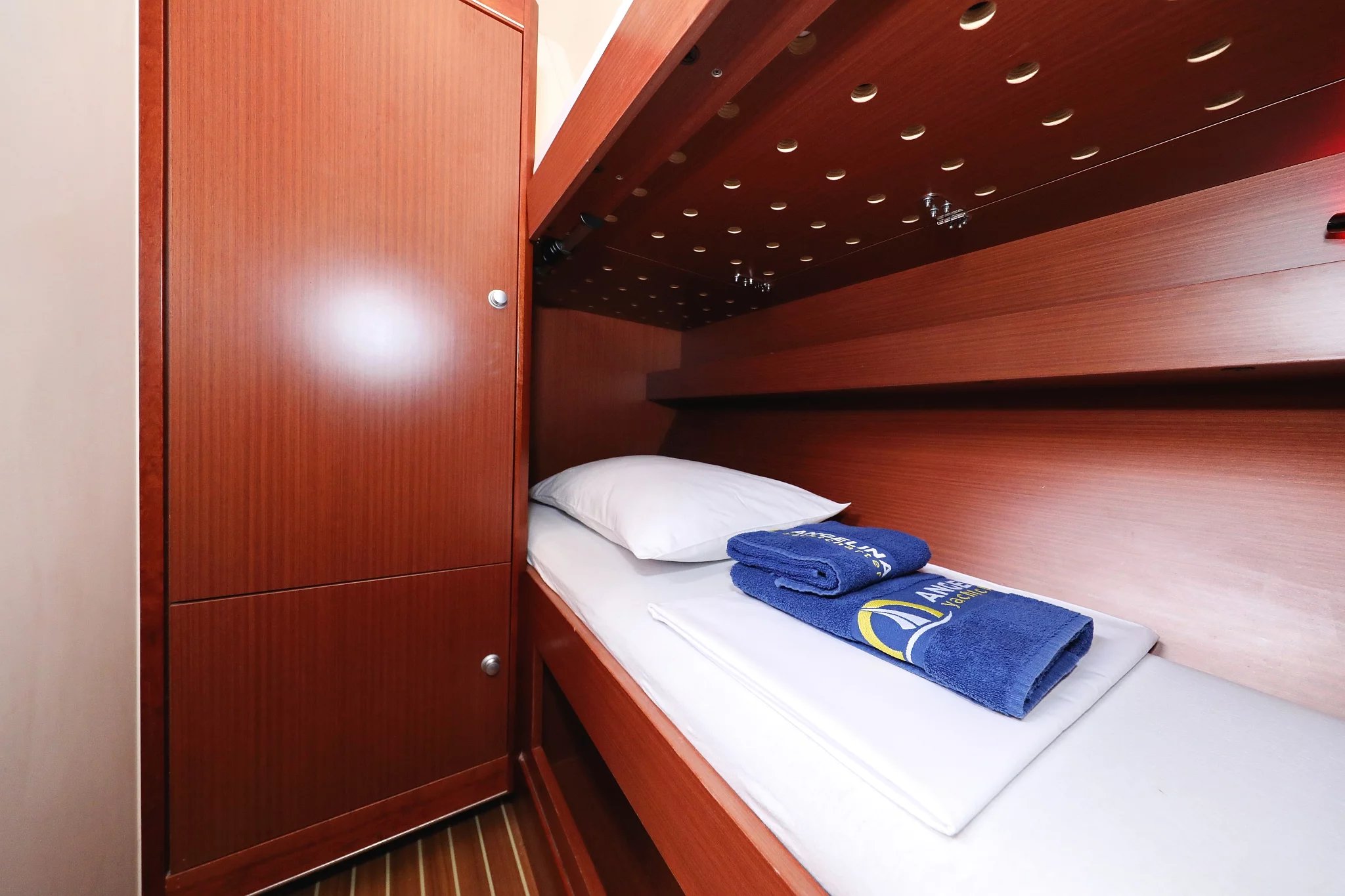 Hanse 575 - 5 + 1 cab. (Star Princess)  - 28