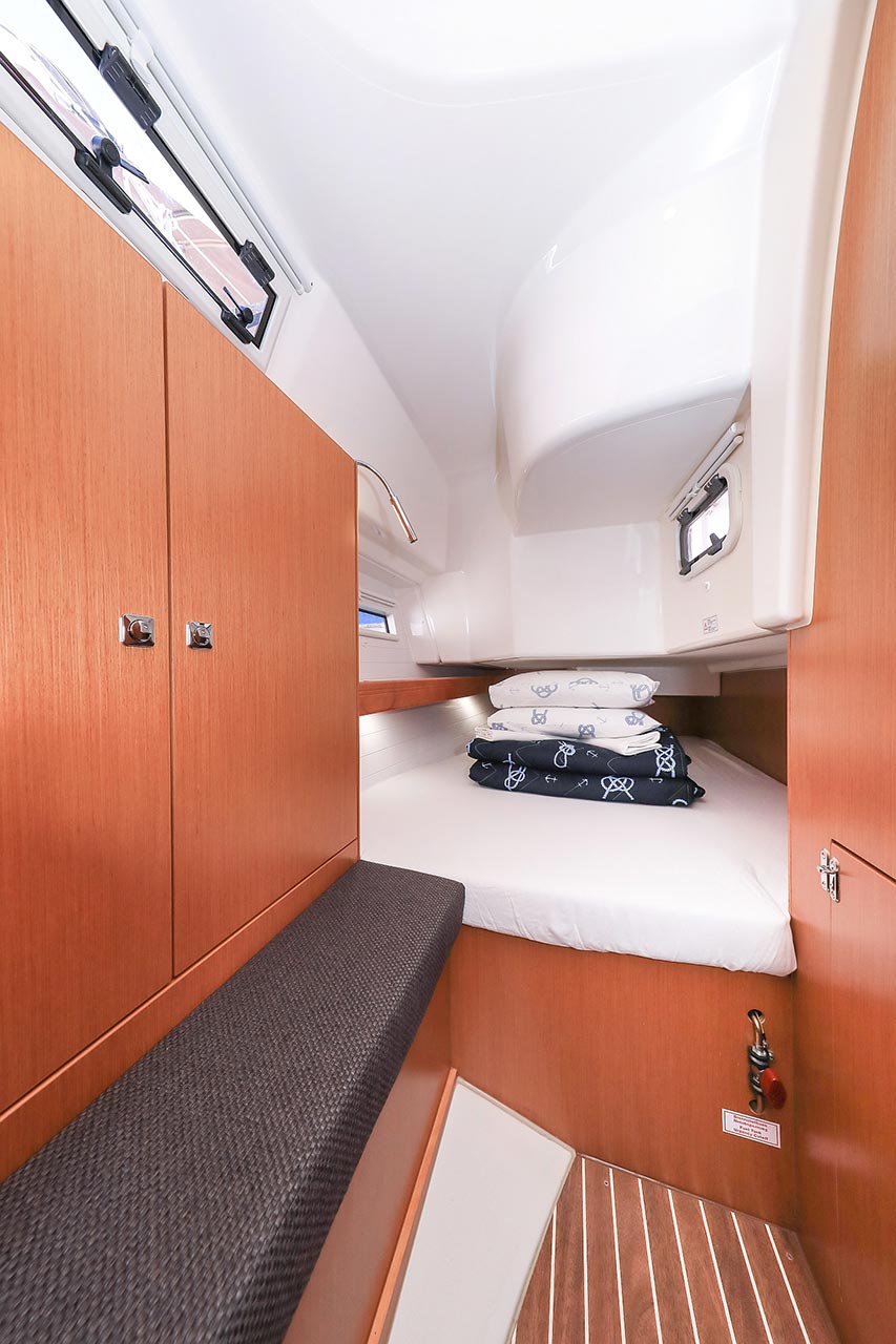 Photo #20 - Bavaria Cruiser 34 (Deneb) in Murter - 30069