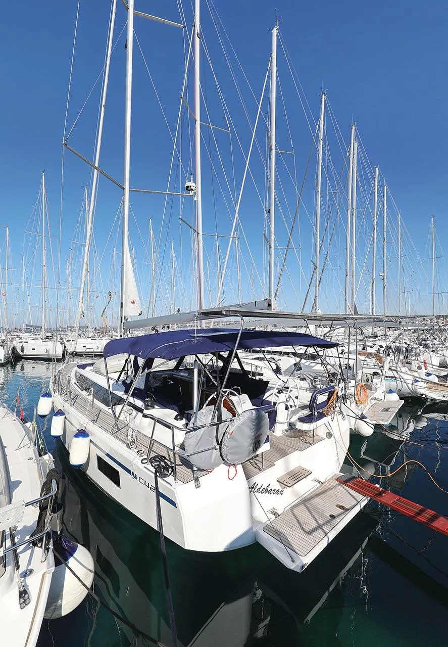 Bavaria C42 (Aldebaran)  - 2