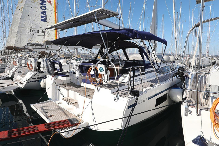 Photo #4 - Bavaria C42 (Aldebaran) en Murter - 30070