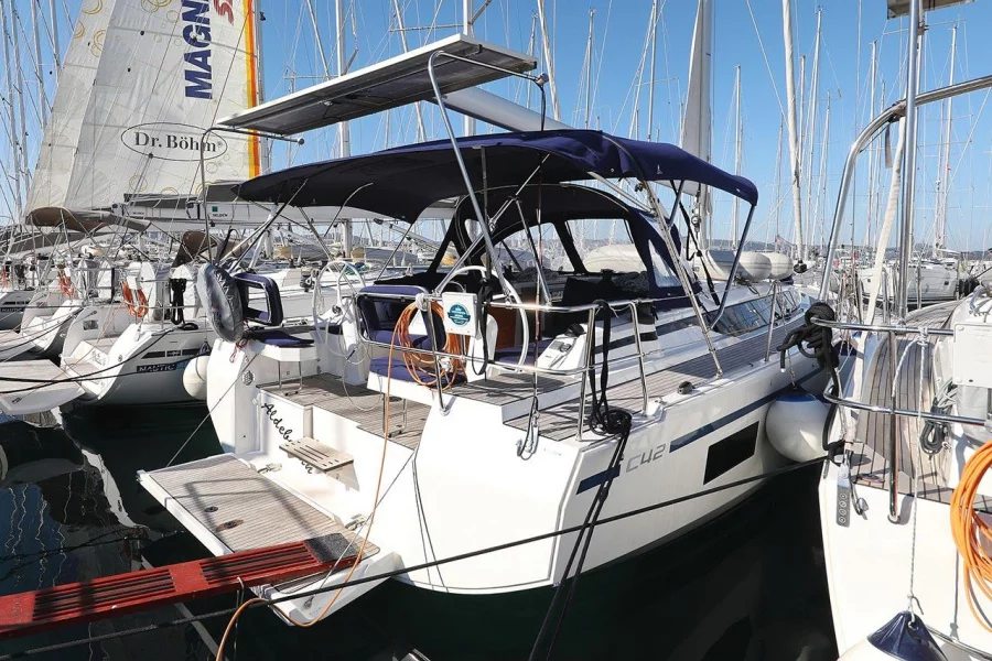 Bavaria C42 (Aldebaran)  - 3