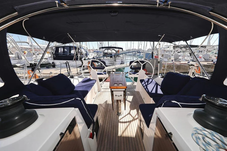 Bavaria C42 (Aldebaran)  - 9