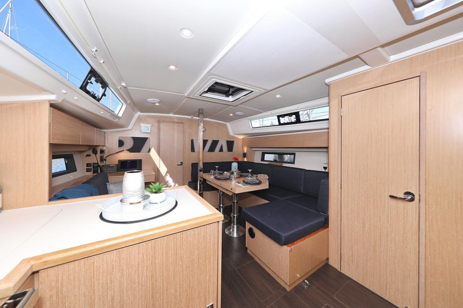 Photo #14 - Bavaria C42 (Aldebaran) en Murter - 30070