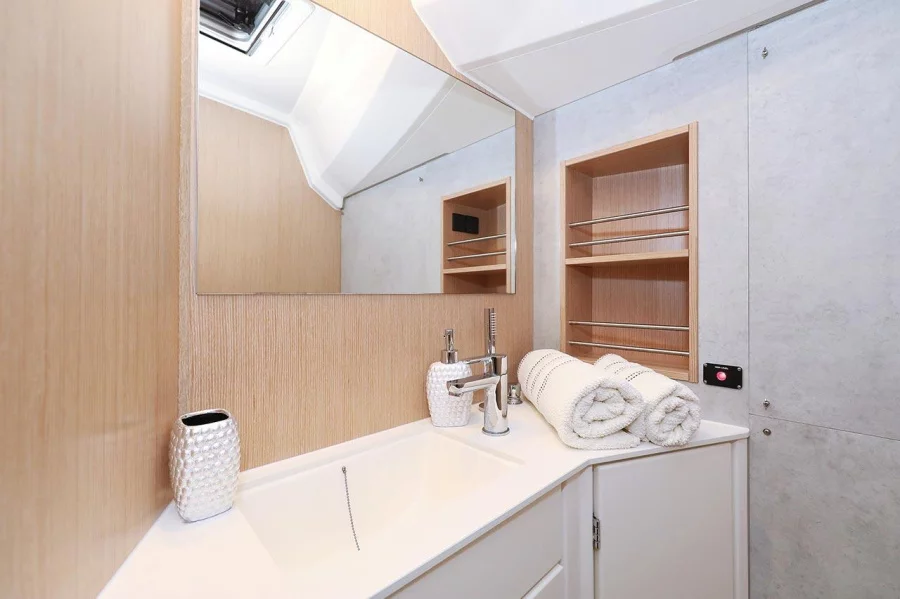 Bavaria C42 (Aldebaran)  - 23