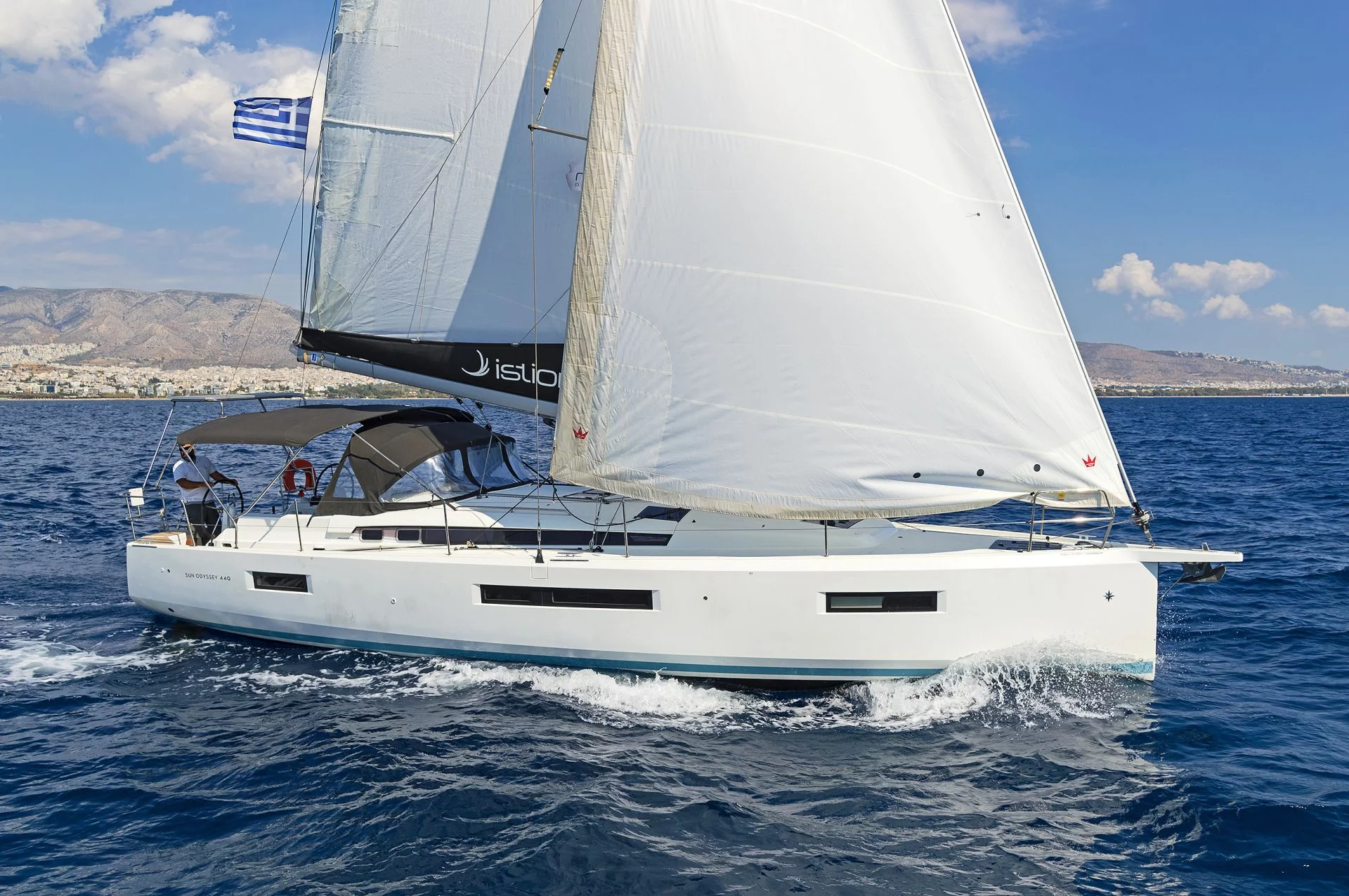 Sun Odyssey 440 (Mike Charlie)  - 3