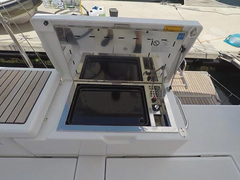 Oceanis 46.1 (Greta)  - 14