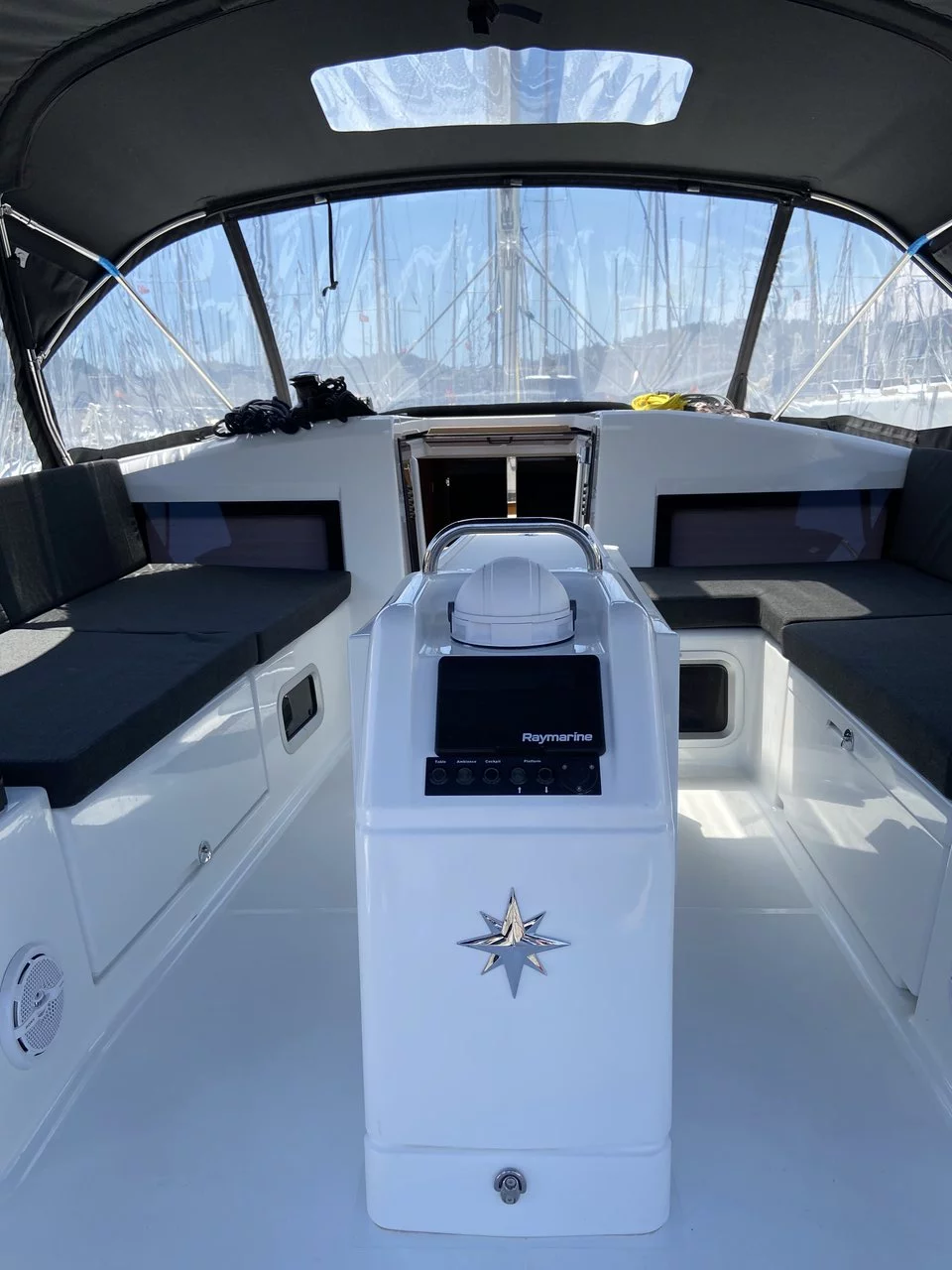 Sun Odyssey 440 (Lornia)  - 3