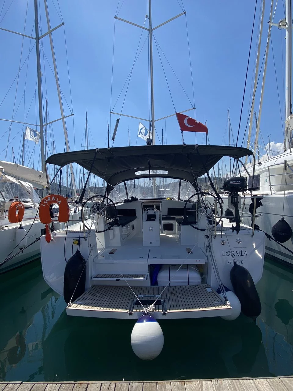 Sun Odyssey 440 (Lornia)  - 7