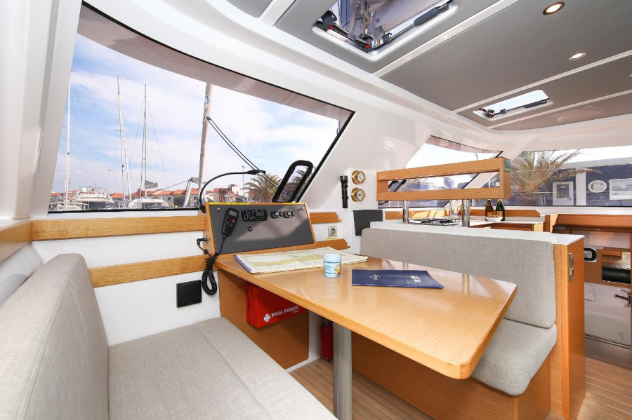 Photo #15 - Nautitech 40 Open - 4 + 2 cab. (Relax) in Biograd - 30139