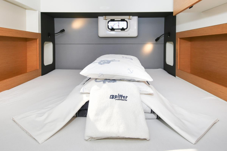 Photo #31 - Nautitech 40 Open - 4 + 2 cab. (Relax) in Biograd - 30139