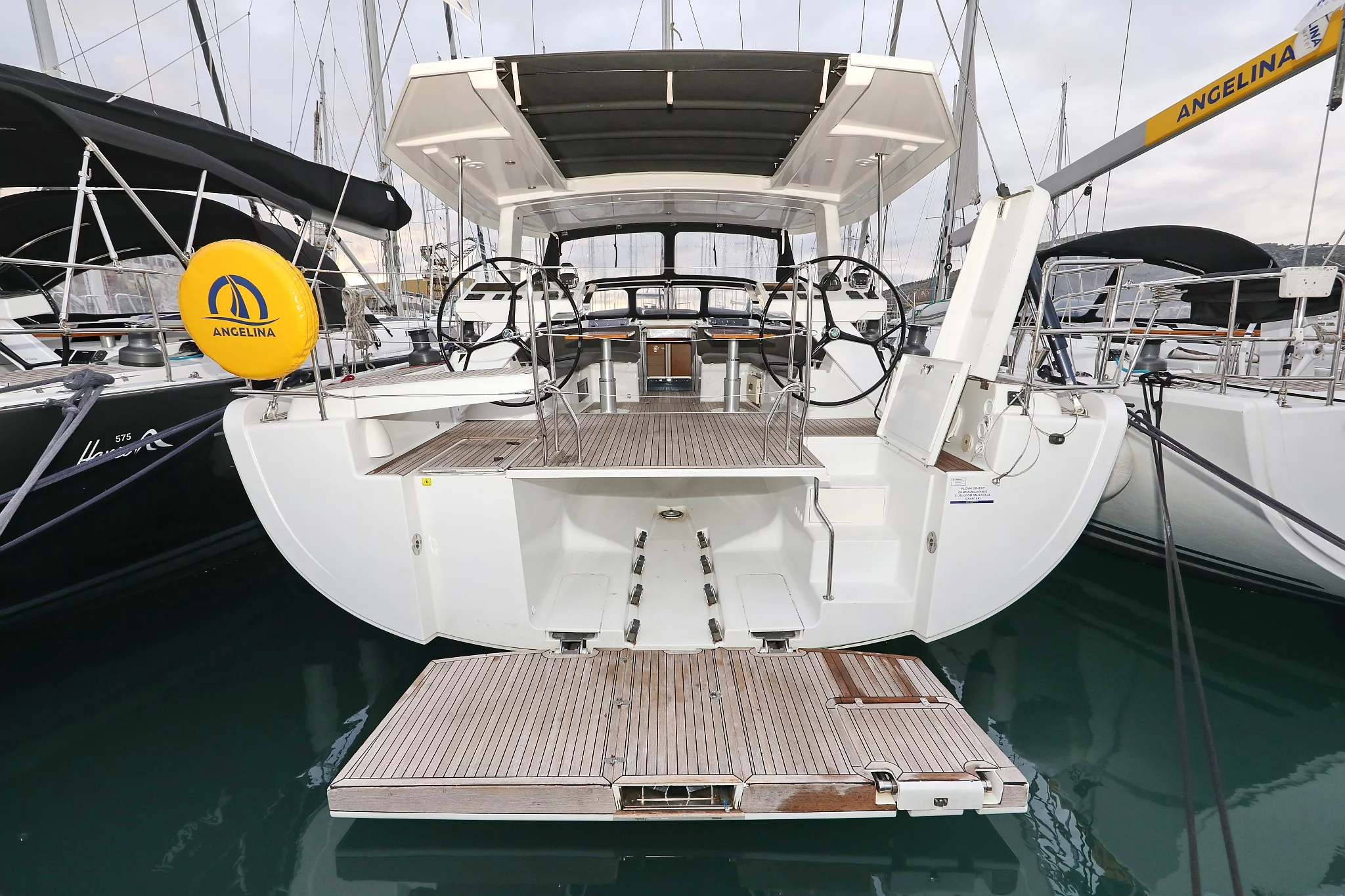 Hanse 588 - 5 + 1 cab. (Jasmine)  - 2
