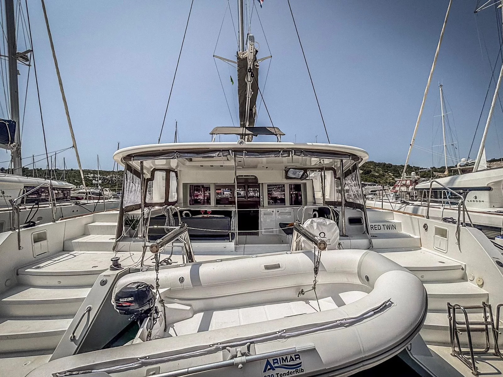 Lagoon 450 F - 4 + 2 cab. (Red Twin)  - 0