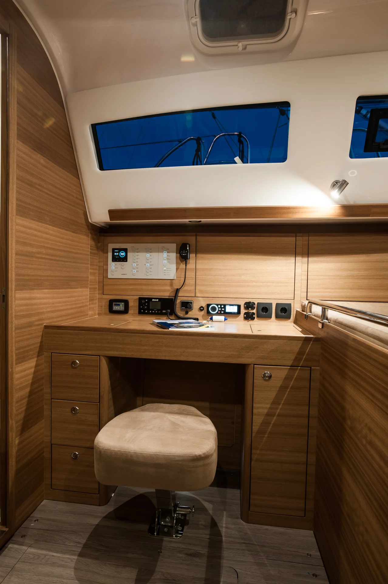 Elan Impression 45.1 (Escape)  - 9