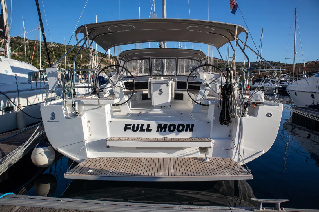 Oceanis 51.1 (Full Moon)  - 0