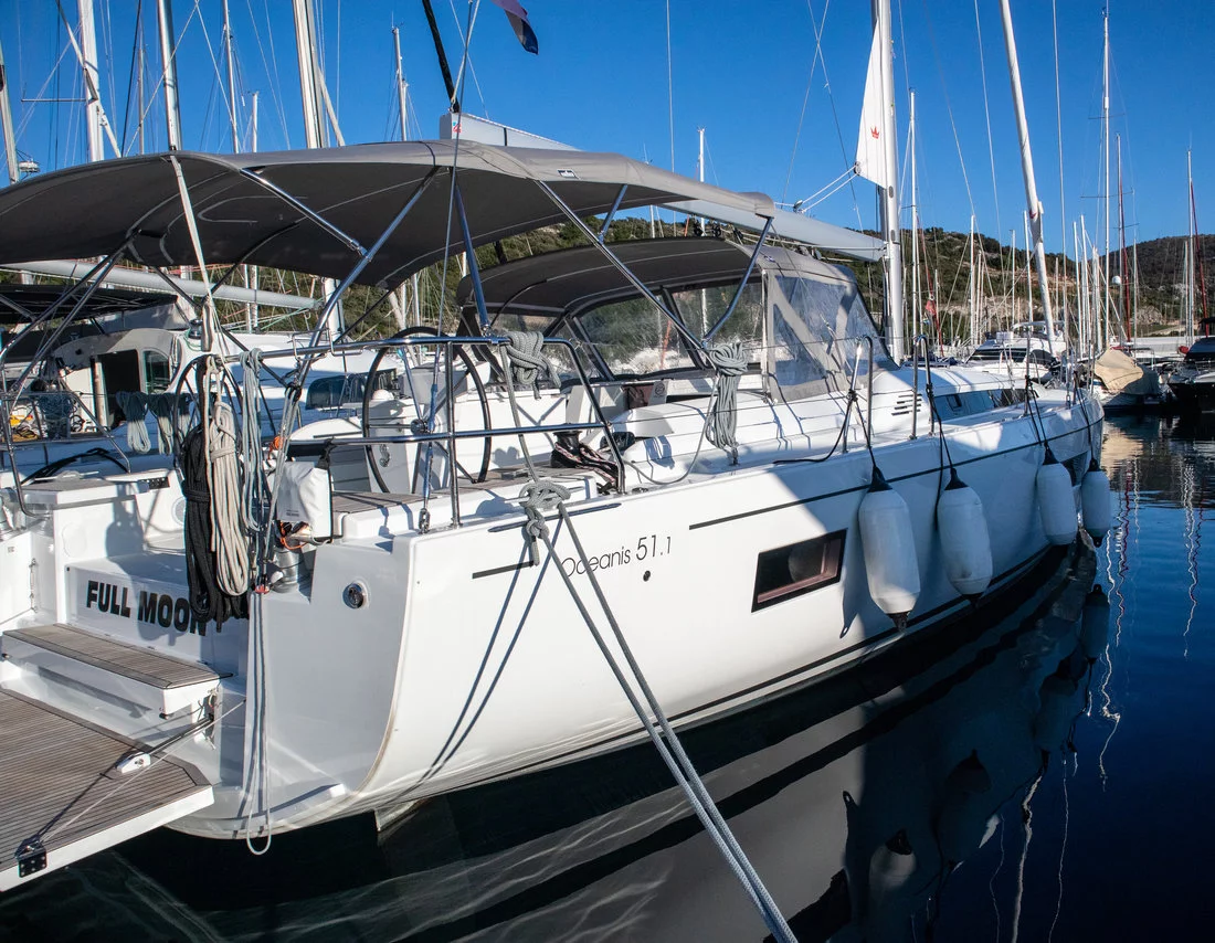 Oceanis 51.1 (Full Moon)  - 2