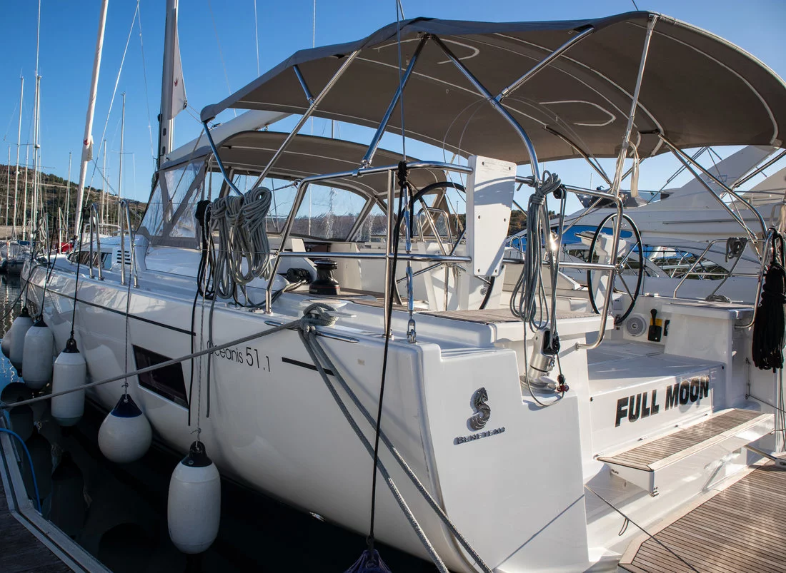 Oceanis 51.1 (Full Moon)  - 3