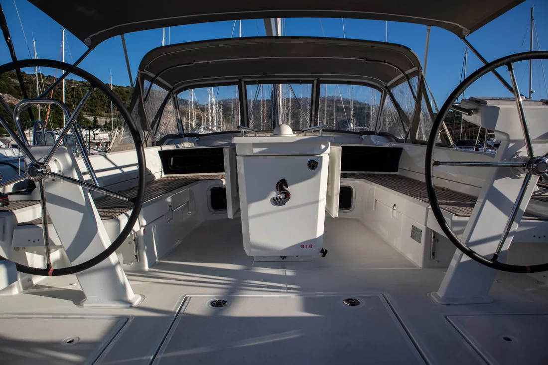 Oceanis 51.1 (Full Moon)  - 4