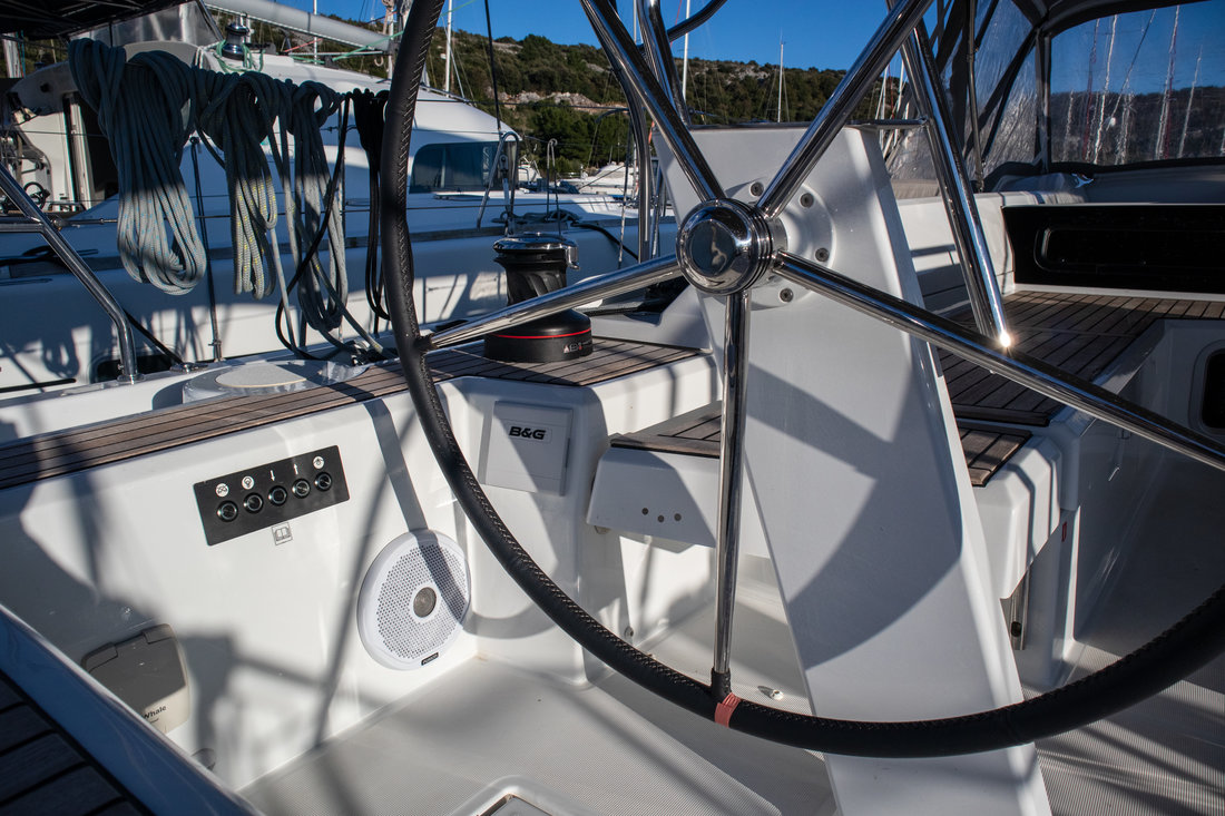 Photo #6 - Oceanis 51.1 (Full Moon) in Primosten - 30239