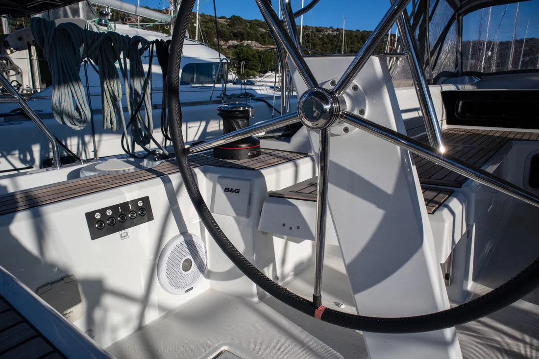 Oceanis 51.1 (Full Moon)  - 5