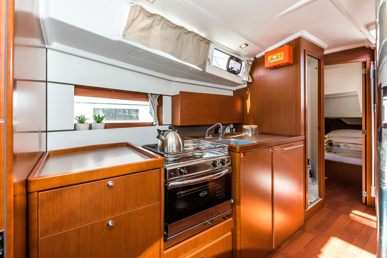 Photo #11 - Oceanis 38.1 (Prodigy) in Biograd - 30252