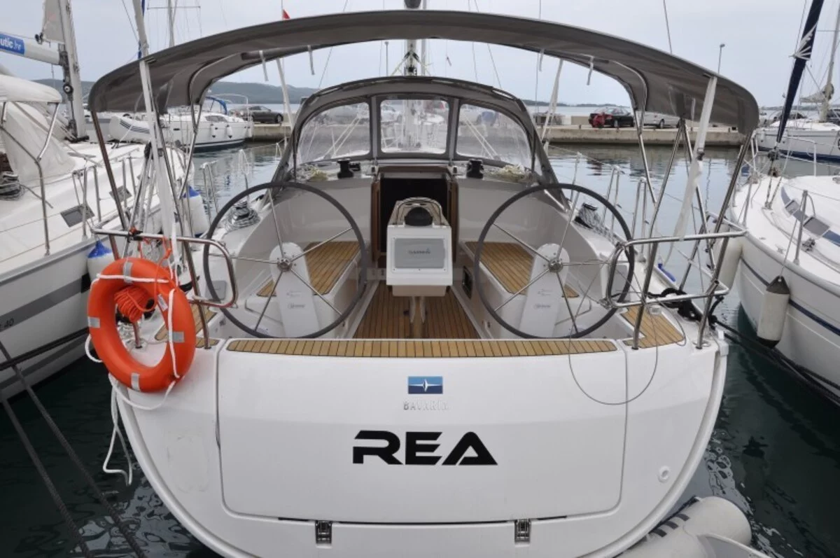 Bavaria Cruiser 37 - 3 cab. (Rea)  - 2