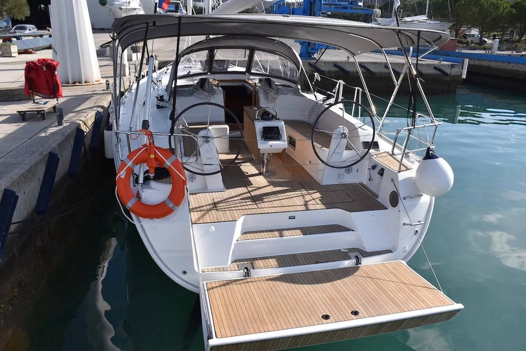 Bavaria Cruiser 46 - 4 cab. (Malbec)  - 5